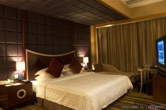 Sprot-Life Garden Hotel Wuhan Quarto foto